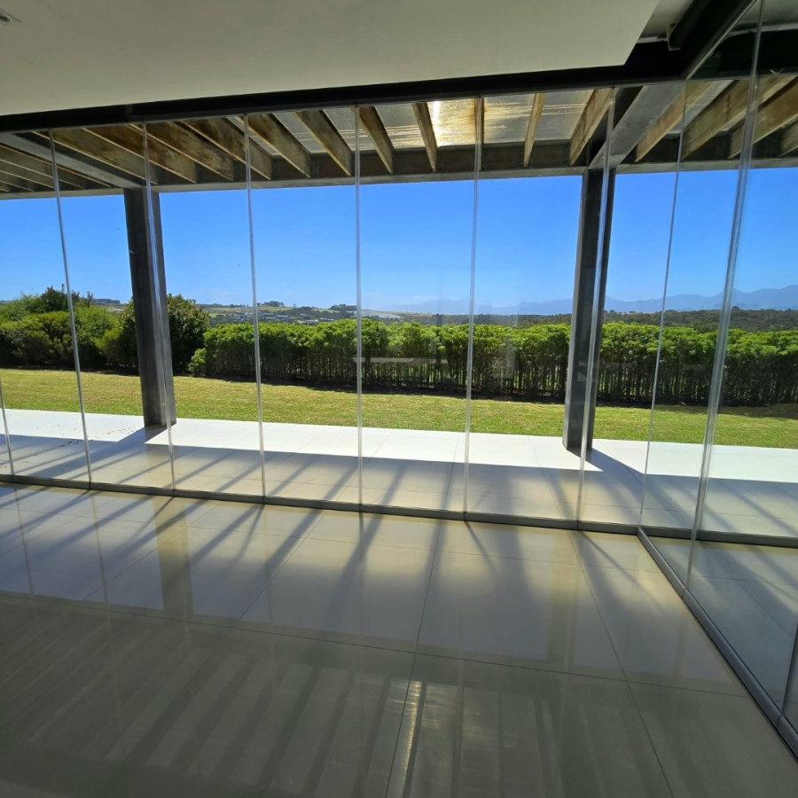 To Let 3 Bedroom Property for Rent in Oubaai Western Cape